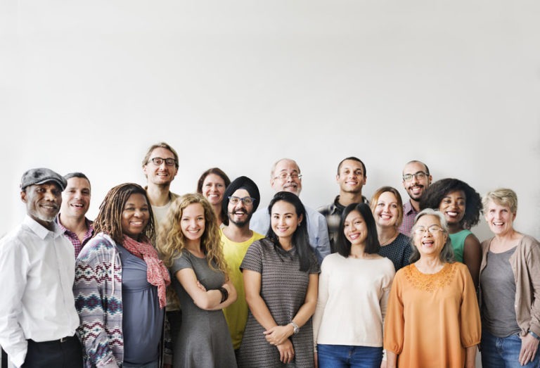 Do Generational Differences Matter in Mentoring? 5 Image showing generational differences betweenm people in an office.