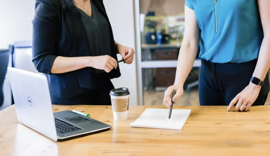 Mentoring vs Coaching: 2 Big Differences and Use Cases 5 Mentor vs Coach