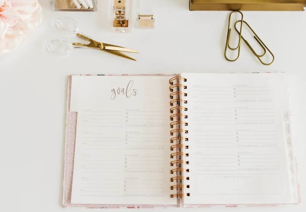 Reverse Mentoring: 11 Tips for Making It Work 9 A page in a planner that is for listing goals.